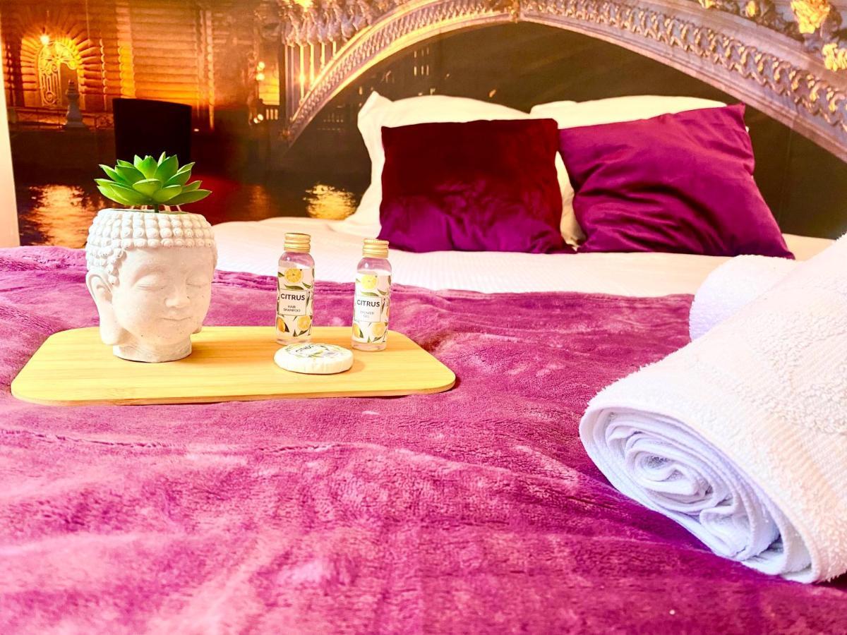 Magnifique Villa Avec Jacuzzi Au Pied Du Stade Сен-Дени Экстерьер фото